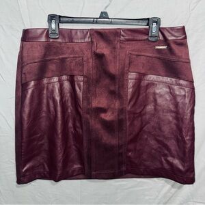 Elegant Burgundy Leather Skirt